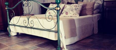 1 Schlafzimmer, Schreibtisch, Bügeleisen/Bügelbrett, kostenloses WLAN