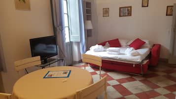 Bügeleisen/Bügelbrett, WLAN, Bettwäsche