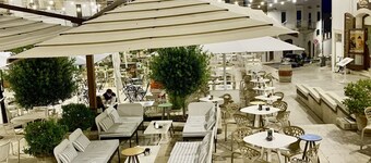 Stunning Stone Lamia med basseng, panoramautsikt over havet og gangavstand til Ostuni