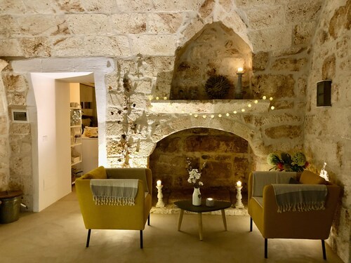 6 MIN WALK TO OSTUNI OLD TOWN - Stunning villa with Pool & Panoramic Sea Views