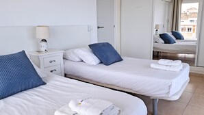 2 soverom, safe på rommet, strykejern/-brett og wi-fi (inkludert)