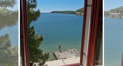 Chambre no 8 au Zamagna chĂąteau du front de mer