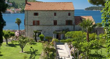 Huone nro 8 at Zamagna merenrantaan linnan