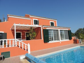 Pool - The holiday villa for a dream holiday with beautiful views (Moncarapacho)
