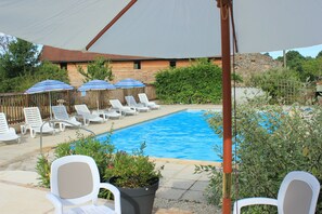Outdoor pool - Le Rosier, Gîtes de Peyrounou. Spacious 2 bedroom gîte. (Lacapelle Biron)