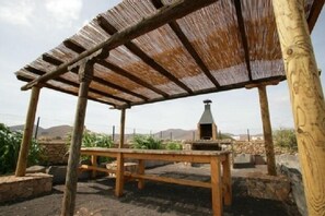 Outdoor dining - Rural house (full rental) Agroturismo La Gayria for 2 people (Tuineje)