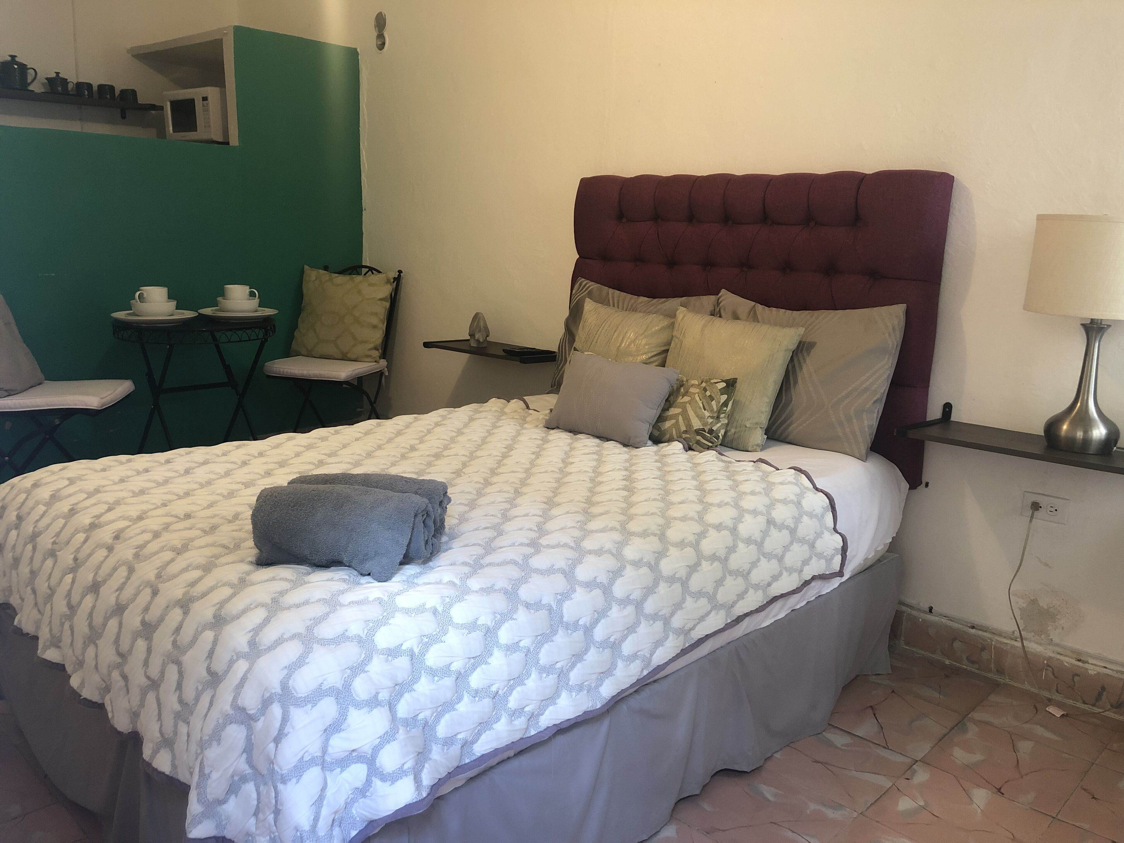 Very comfortable, clean and safe studio, come to know Yucatan and fall in love with it.