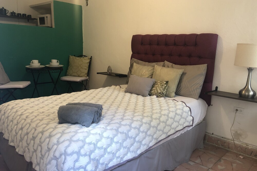 Very comfortable, clean and safe studio, come to know Yucatan and fall in love with it.