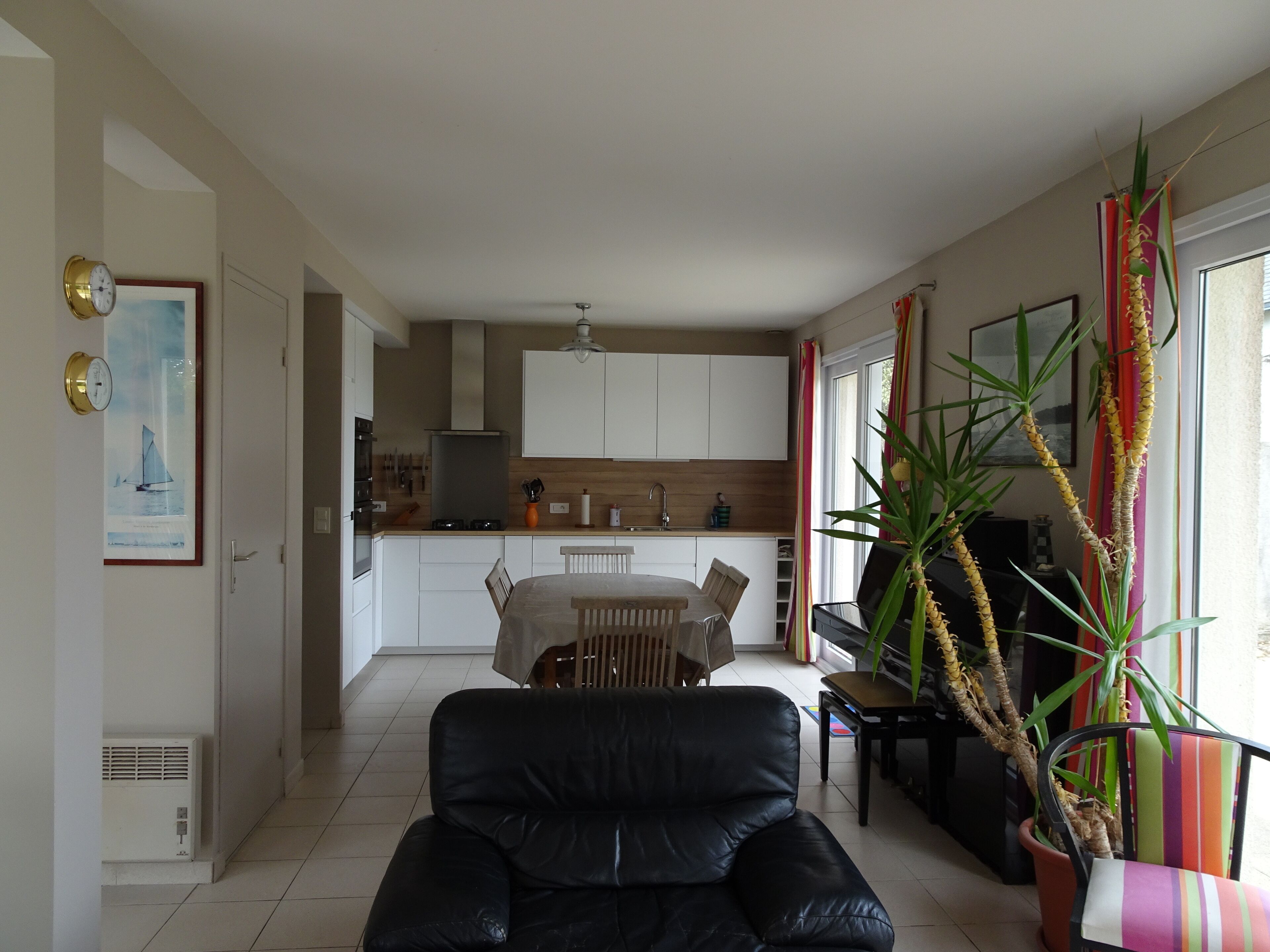 Paradise in Loctudy, feet in the water! Direct access to the beach