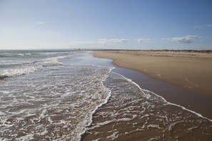 Beach - Apartment Equipped with T1 Quintal (Vila Real de Santo António)