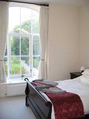 2 Schlafzimmer, Bügeleisen/Bügelbrett, Reisekinderbett, kostenloses WLAN
