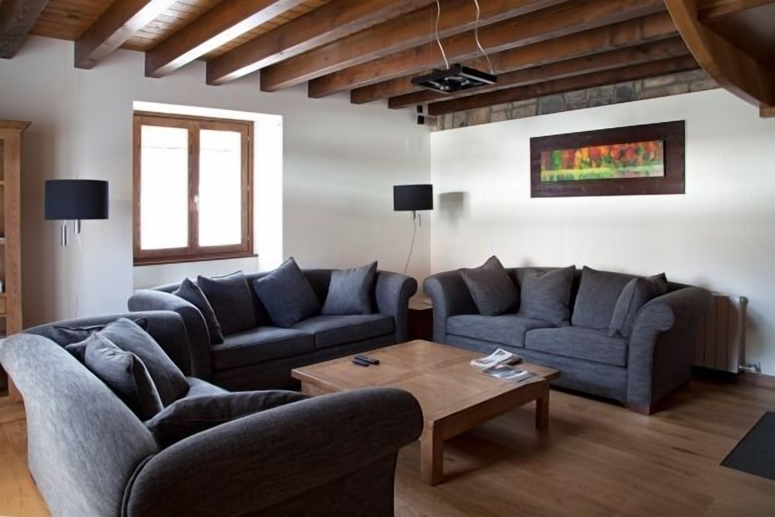 Self catering Txalastaso for 8 people