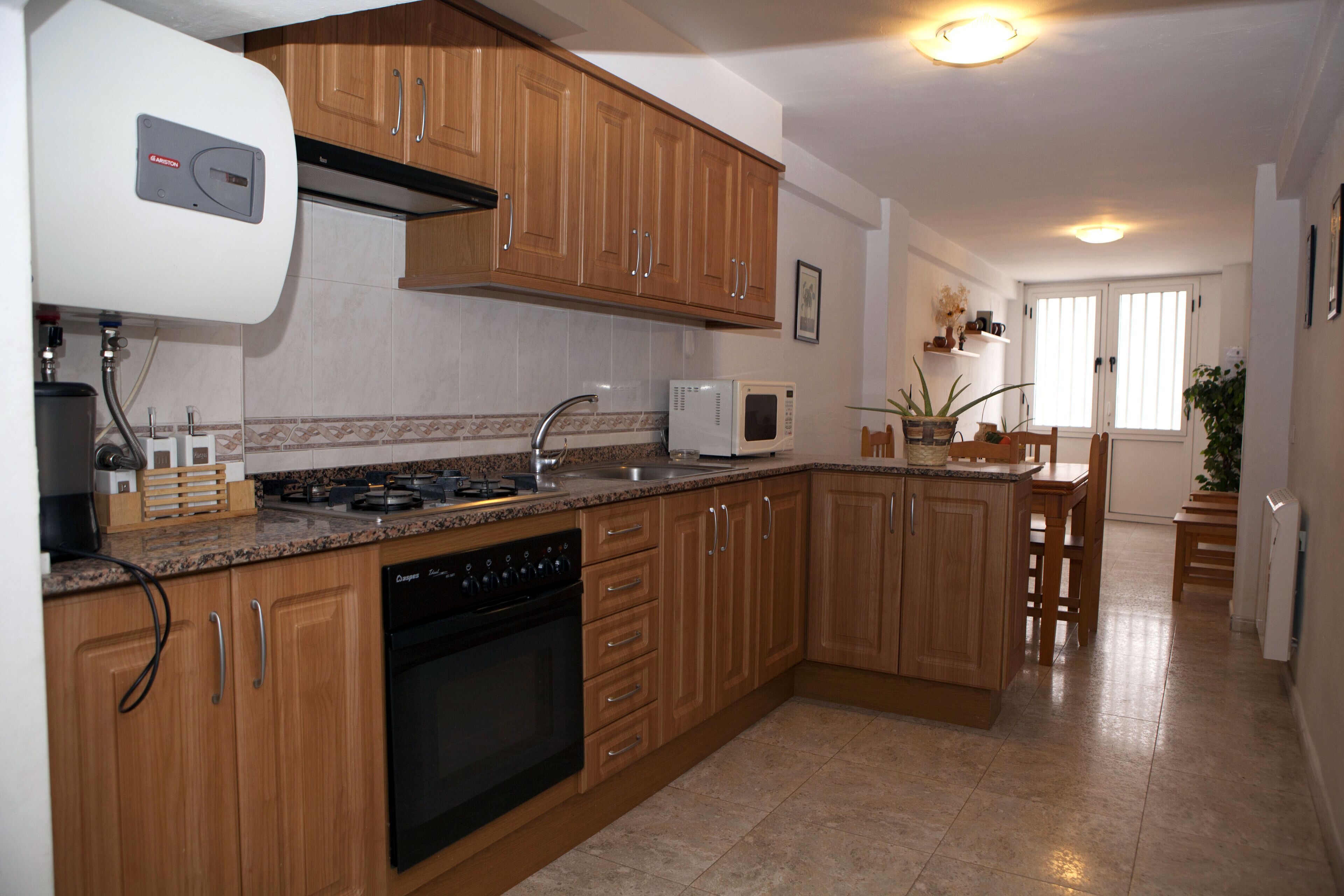 Casa el Maestro near Valencia, next to Via verde de Ojos Negros