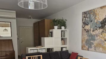 Smart-TV, Bücher, Computerbildschirme, Drucker