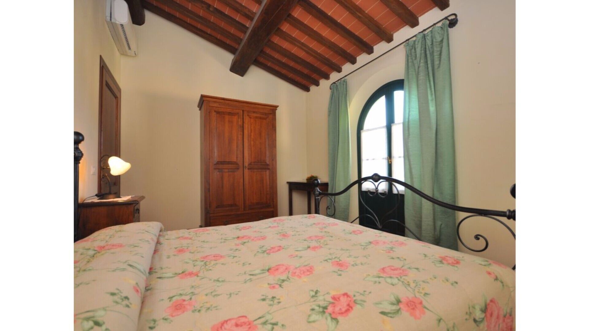 CANAIOLO APARTMENT at MUSIGNANO farmhouse