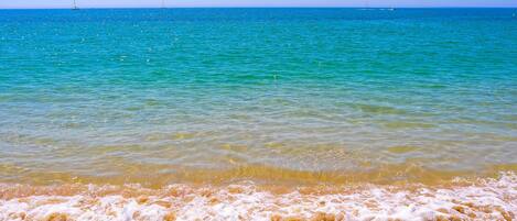 ビーチ、ビーチタオル