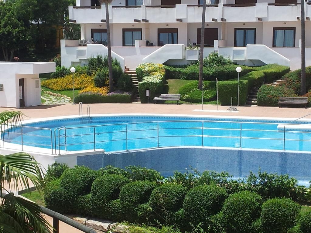 Flat with outstanding location, swimming pool and Golf course in Costa del Sol