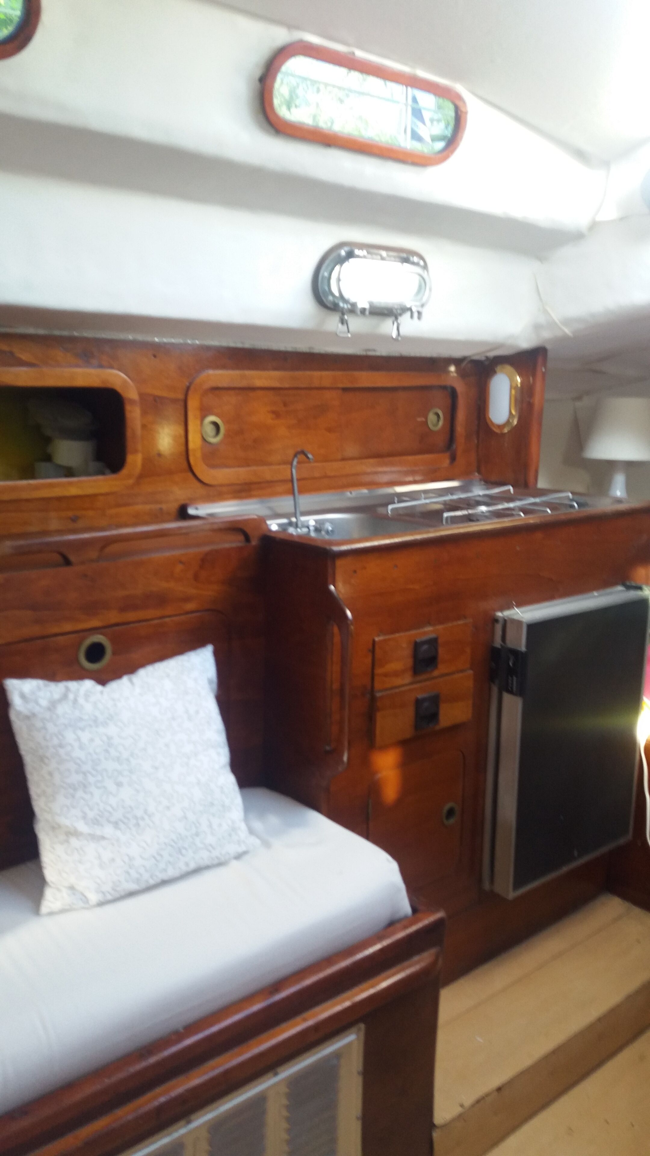 Sailboat of 11.50 at Lake Trasimeno 