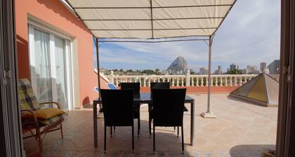 Casa Feli. Luxury apartment in large villa. Private entrance. AC.