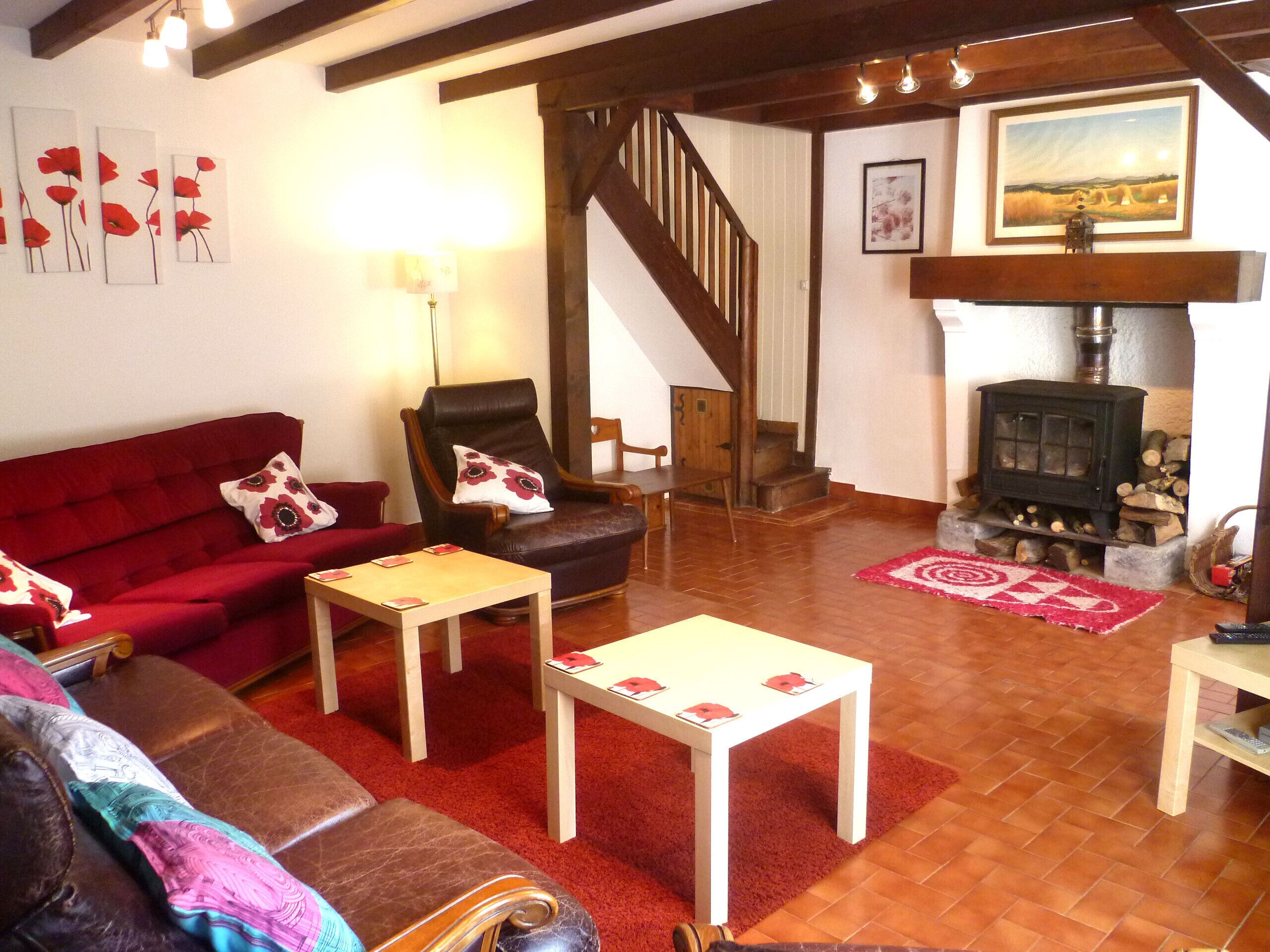 1 of 3 Gites set in 2 lovely acres-Pool-Games field -Wifi-lots to see/do nearby