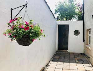Property grounds - Oscar's by the Sea, Bangor, County Down (Bangor)