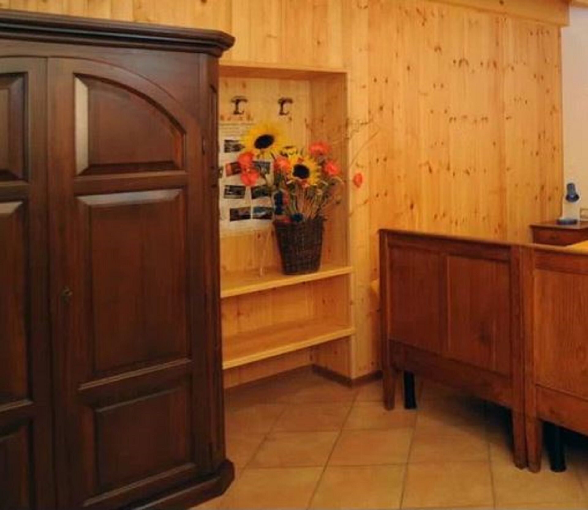 APARTMENT 5 MIRALAGO RESIDENCE