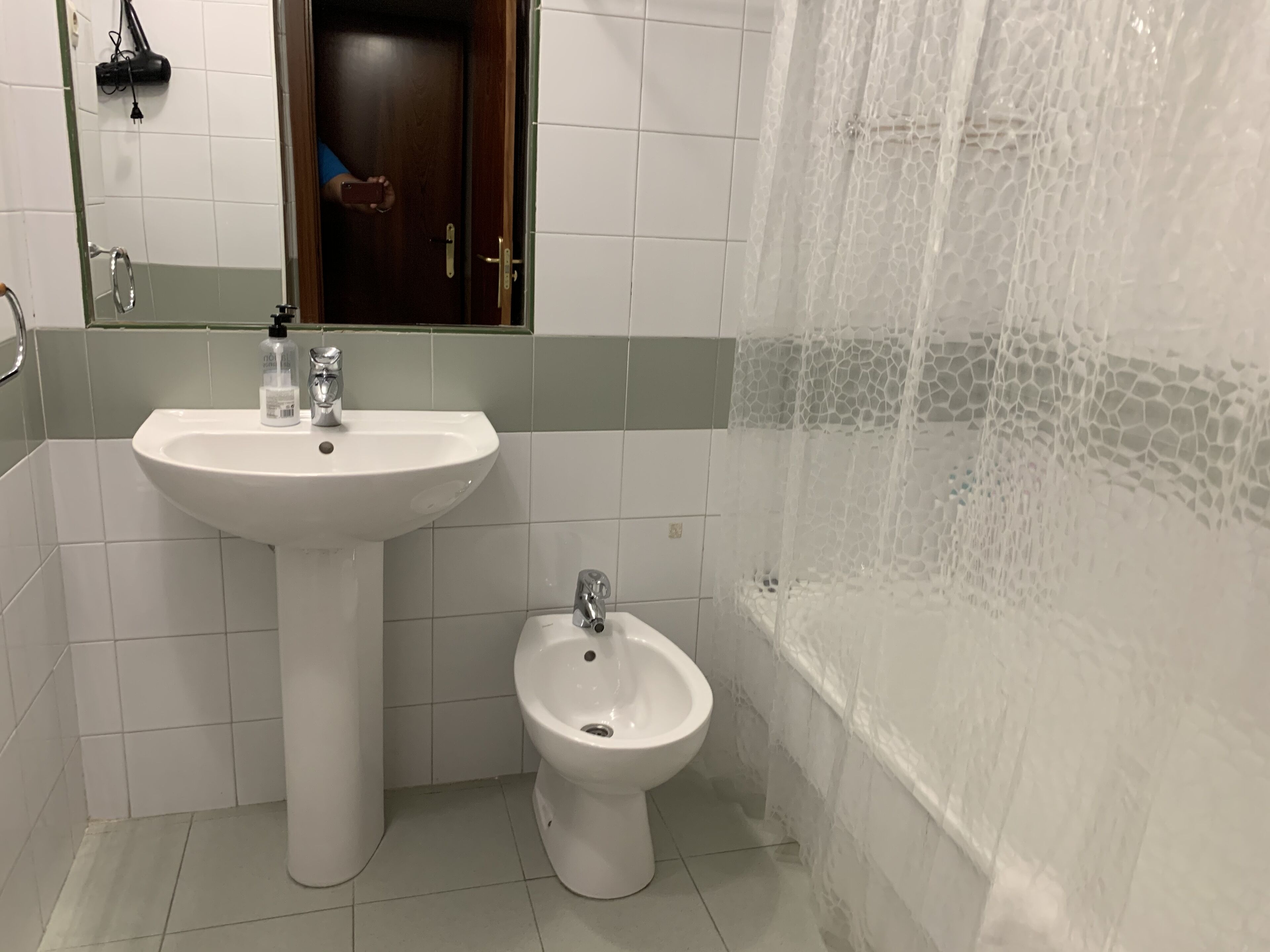 Torr Apartments in Madrid / South Zone Magic Box