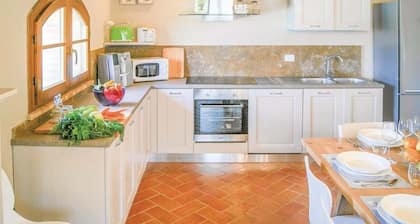 Villa Marina with private pool, Borgo del Silenzio