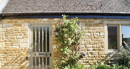 Grade ll listed Gorgeous Cottage