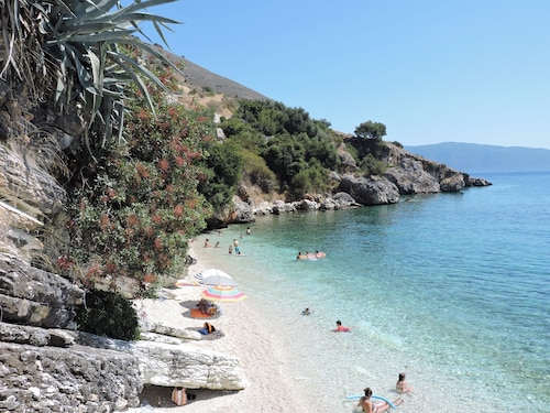 Kalliroi - Villa exquise conçue exclusivement pour deux avec grande piscine privée.