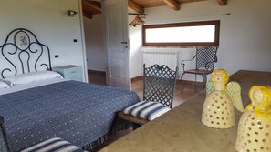 3 chambres, draps fournis