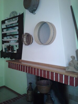 Interni