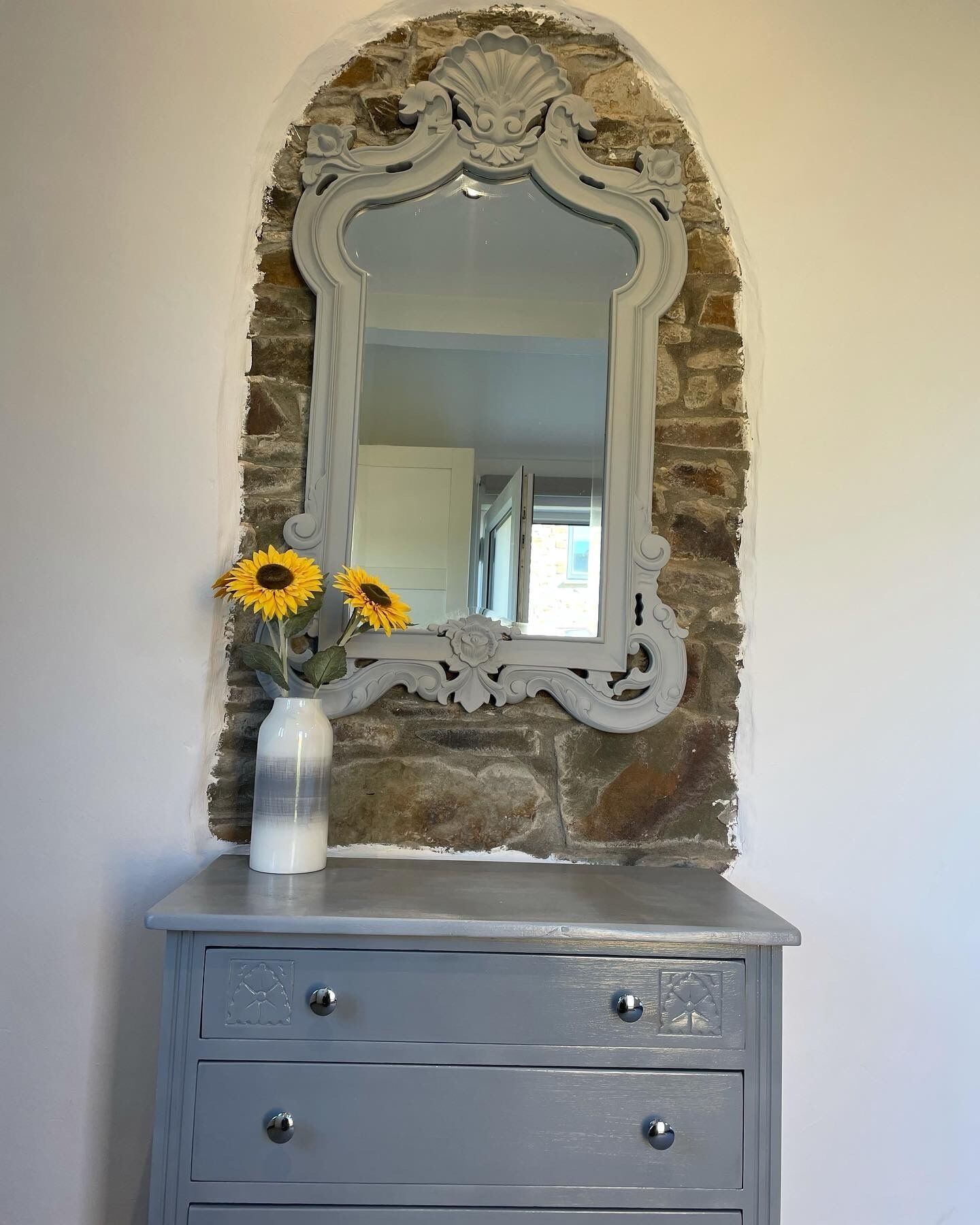 Five Barns With Great Coastal And Sea Views, Less Than 1 Mile From Widemouth Bay