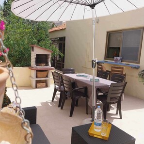 Outdoor dining - Huge Summer Villa, terraces/gardens, all amenities. Top residential Villa Estate (Mellieha)