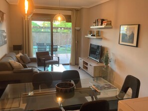 Älytelevisio, kirjoja