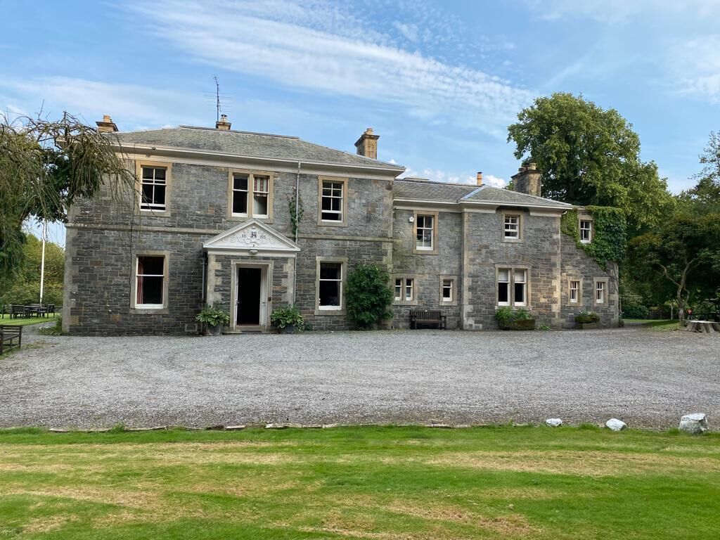 Grand country house ideal for large / family groups on the banks of River Dee.