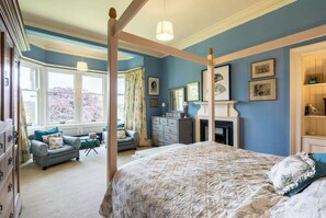 8 chambres, fer et planche à repasser, Wi-Fi gratuit, draps fournis