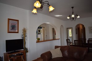 Téléviseur, foyer