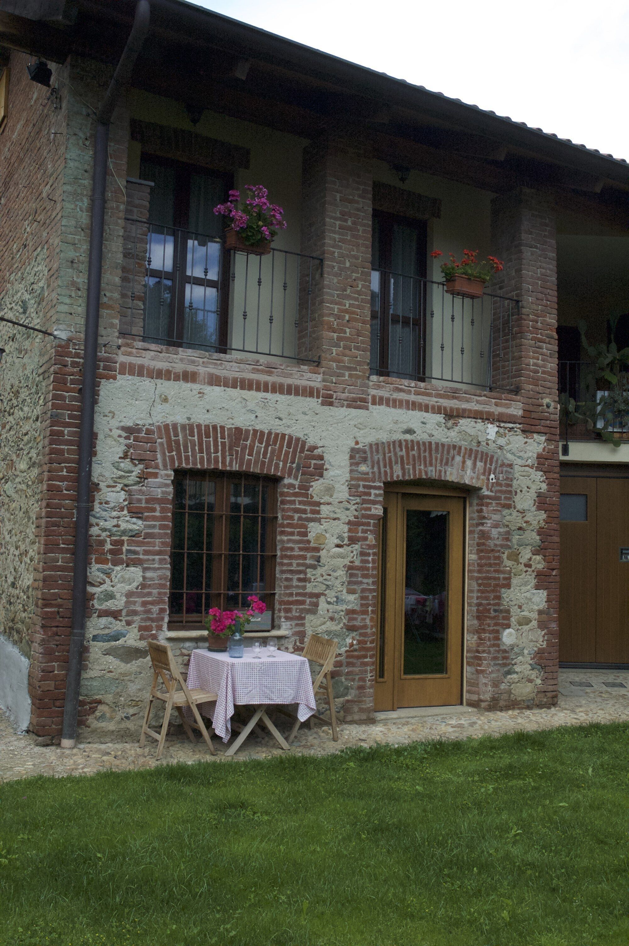 Victory and the 3 Cats