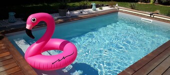 Charming Villa, Ideal for holidays with family or friends!(8 near max). 
