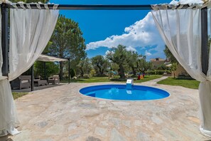 Piscina all'aperto