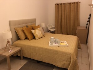2 dormitorios, caja fuerte, tabla de planchar con plancha y wifi gratis