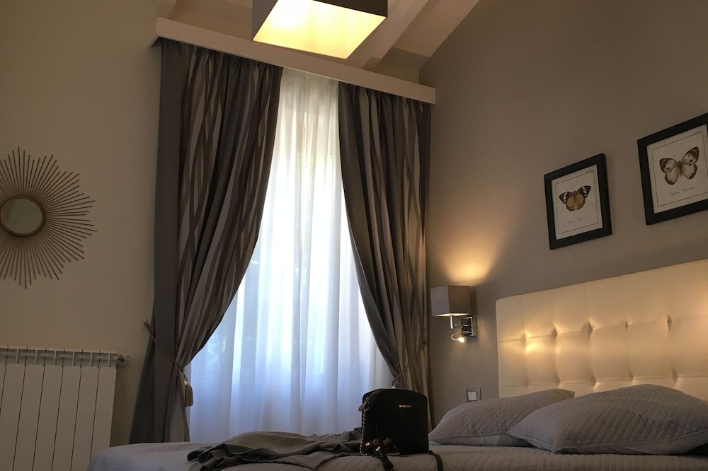"Buonarroti" House of Artist Apartment