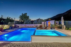 Outdoor pool, a heated pool