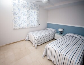 3 bedrooms, in-room safe, iron/ironing board, WiFi