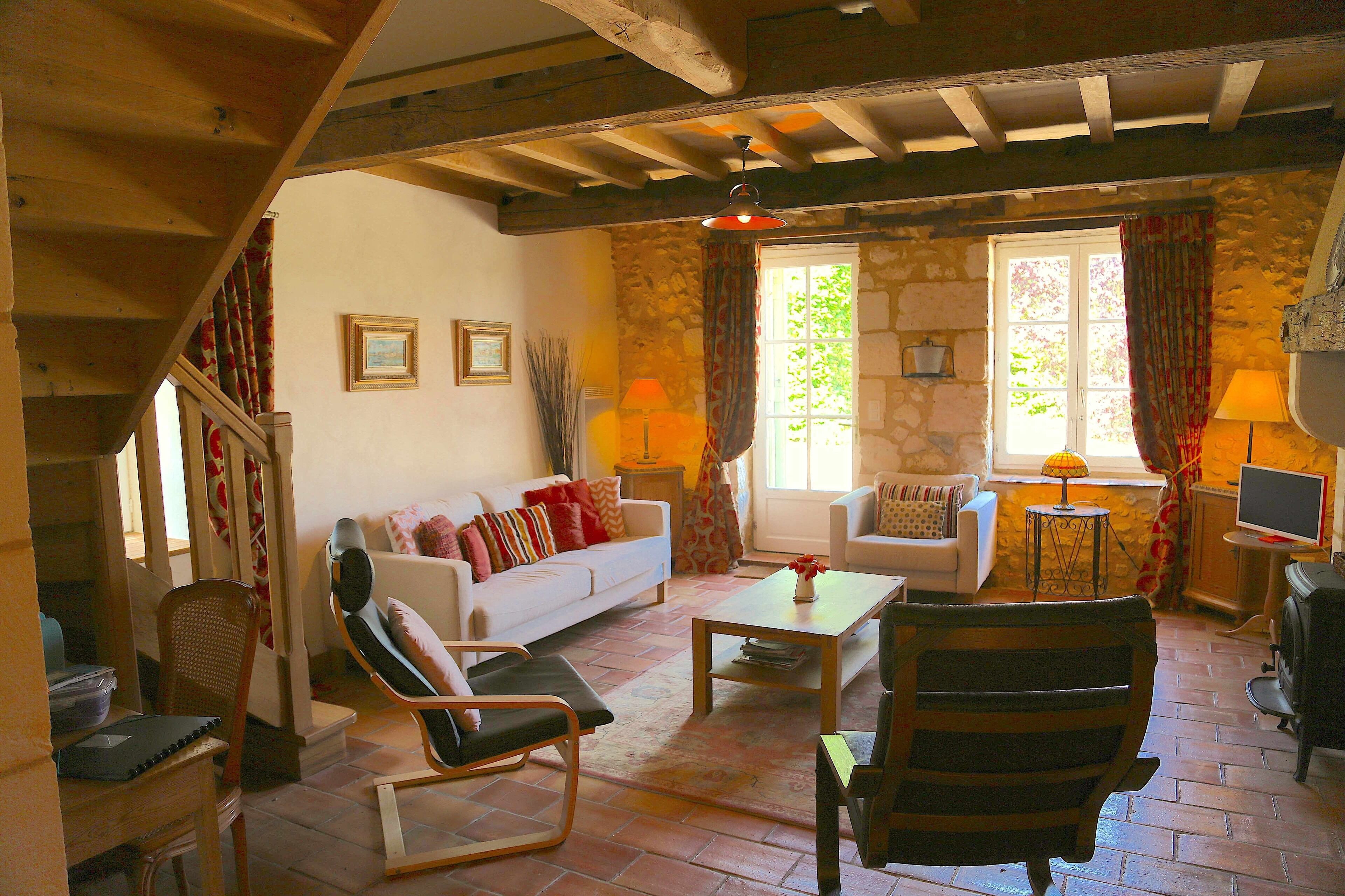 TV, fireplace, DVD player, table tennis