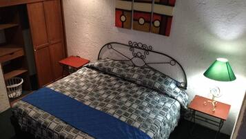 2 Schlafzimmer, Bügeleisen/Bügelbrett, WLAN