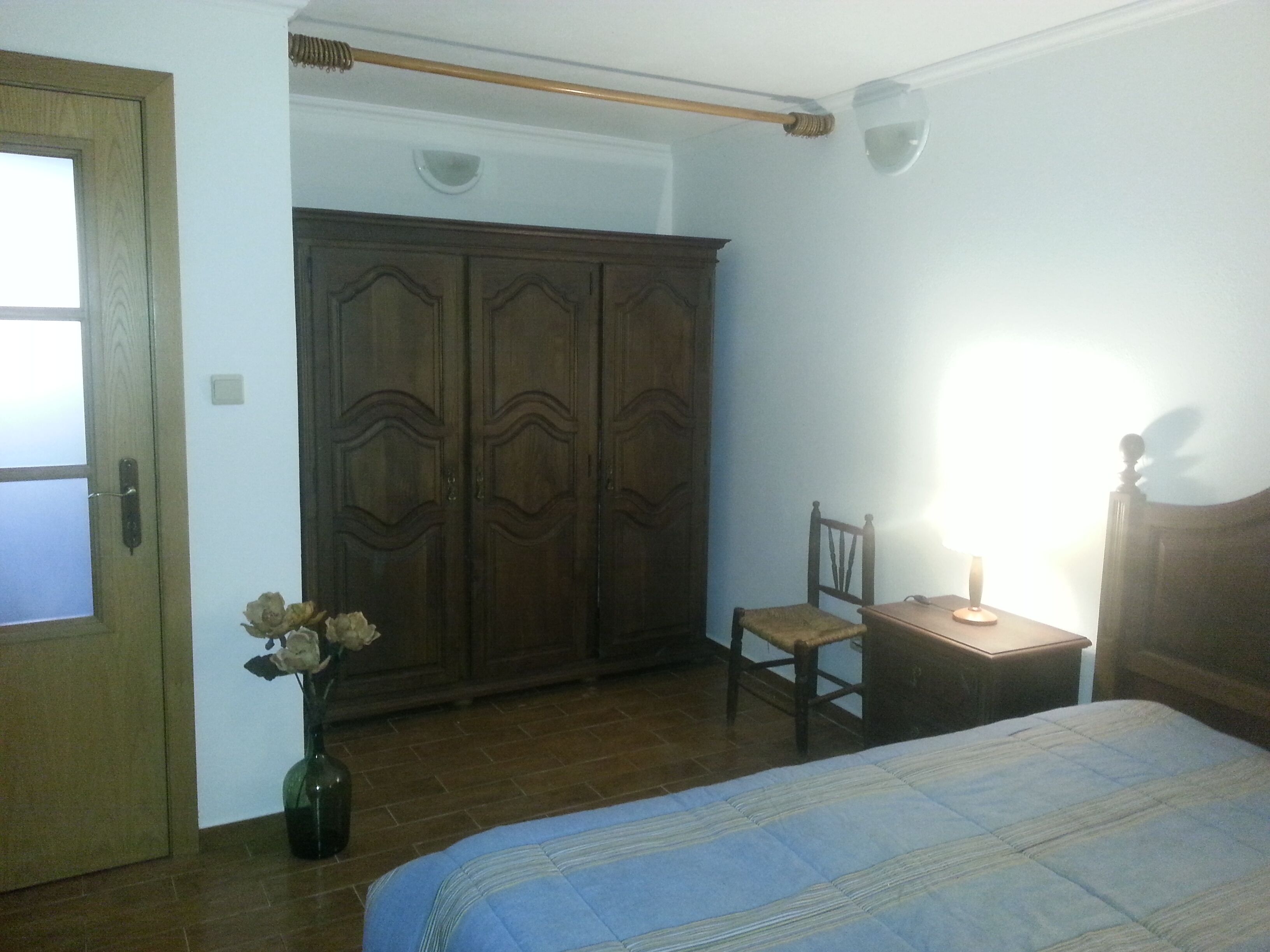 Casa do Alecrim a holiday home with two bedrooms and four beds