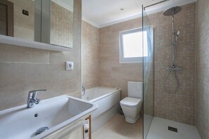 أحواض استحمام، حوض استحمام بنظام ضخ المياه