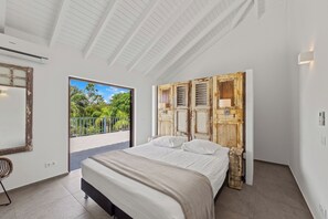 5 bedrooms, in-room safe, iron/ironing board, travel crib